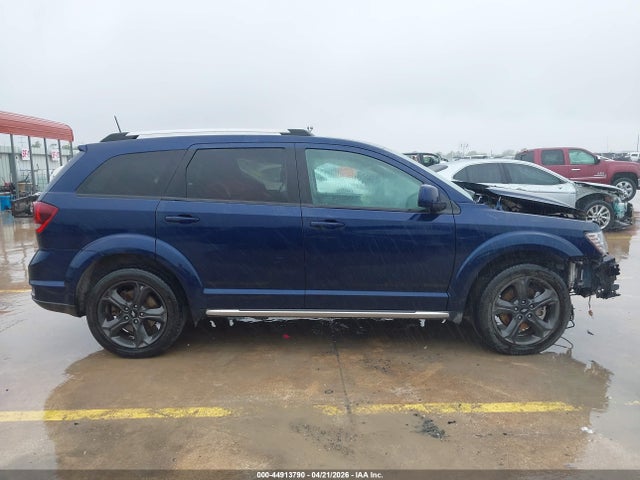 Dodge Journey Crossroad