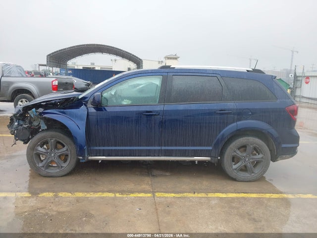 Dodge Journey Crossroad