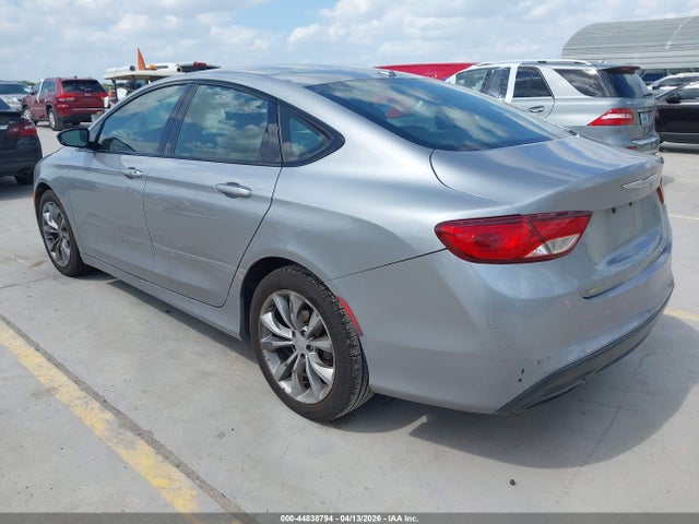 Chrysler 200 S
