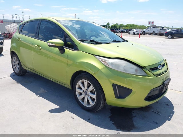 Salvage Ford Fiesta Image