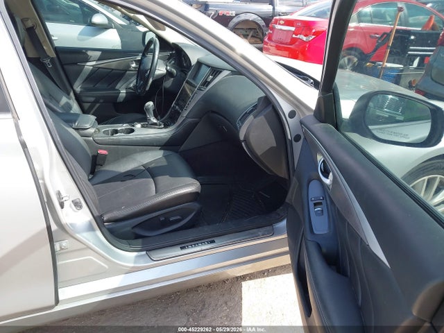 INFINITI Q50