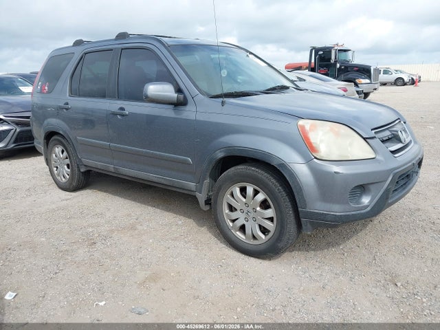 Salvage Honda CR-V Image
