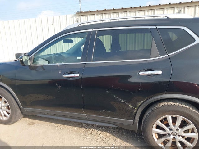 Nissan Rogue Sv
