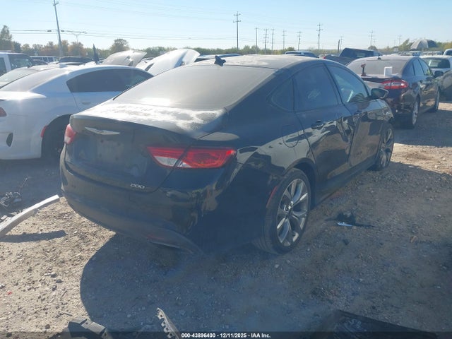 Chrysler 200 S