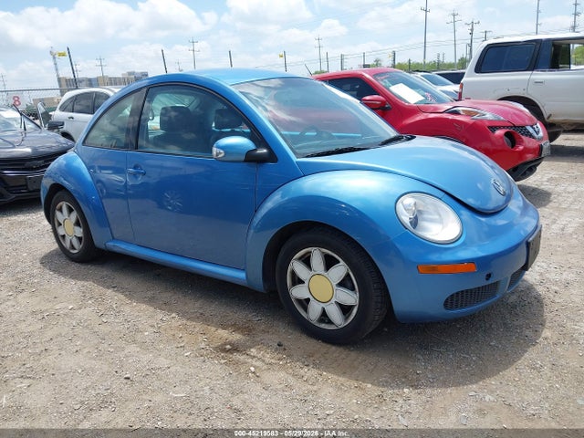 Salvage Volkswagen Beetle Image