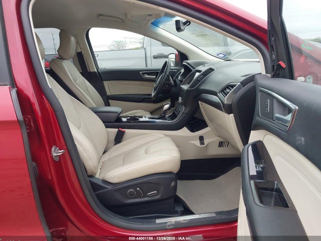 Ford Edge Titanium