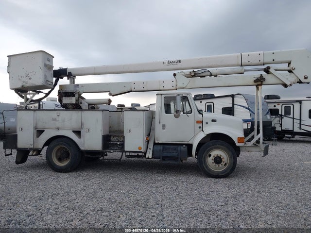 International 4000 4700
