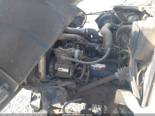International 4000 4700