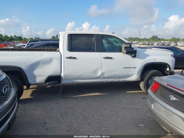 Chevrolet Silverado 2500 4wd  Long Bed Wt
