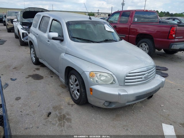 Salvage Chevrolet HHR Image