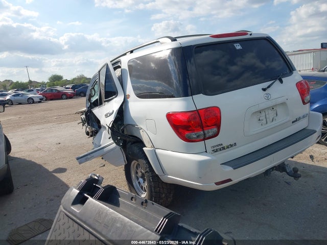 Toyota Sequoia Sr5 V8