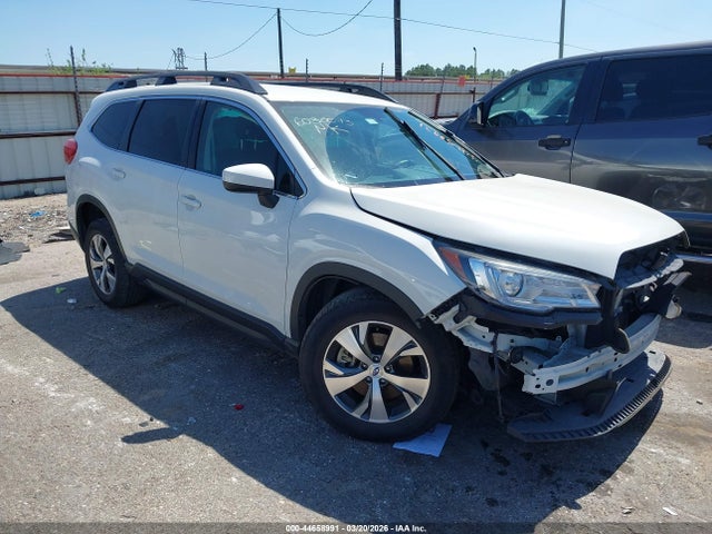 Salvage Subaru Ascent Image