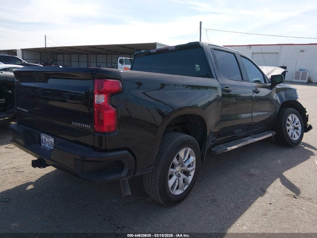 Chevrolet Silverado 1500 2wd  Short Bed Custom