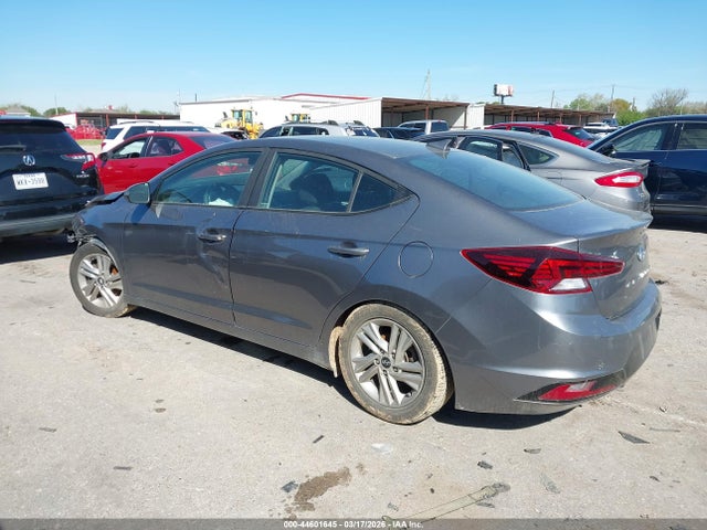 Hyundai ELANTRA Sel