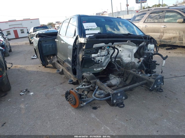 Salvage Chevrolet Silverado 1500 Image