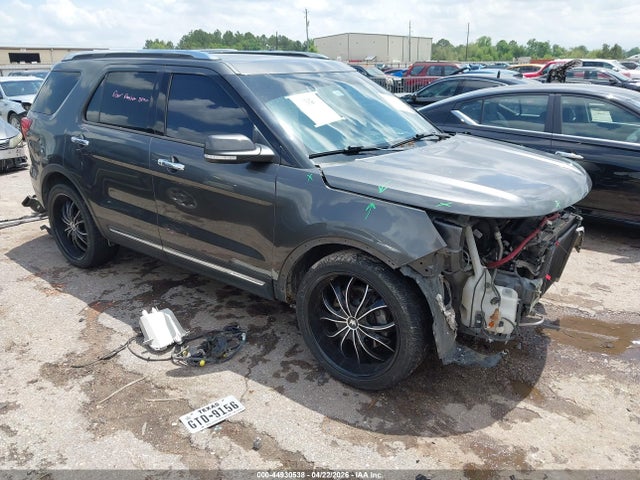Salvage Ford Explorer Image