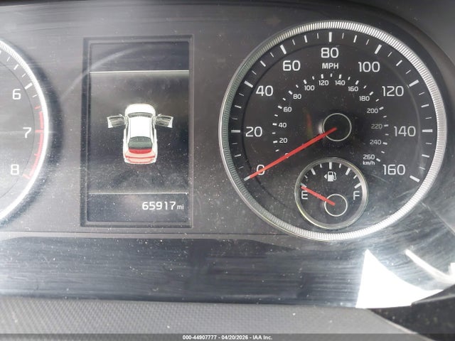 Kia K5 Lx