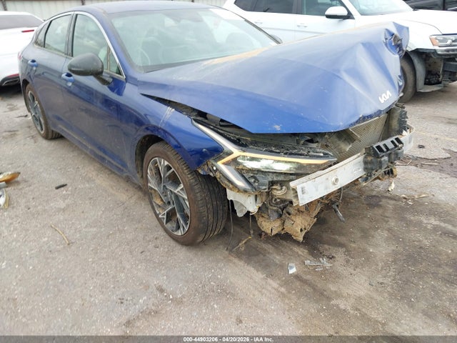 Salvage Kia K5 Image