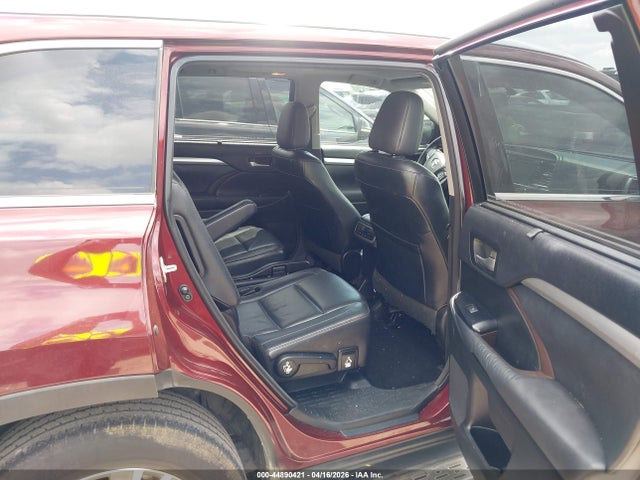Toyota Highlander Xle V6