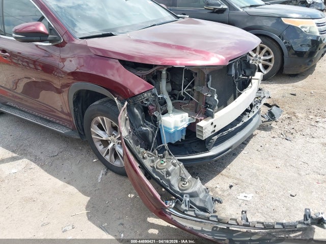 Toyota Highlander Xle V6