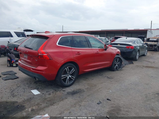 Volvo XC60 T5 Momentum