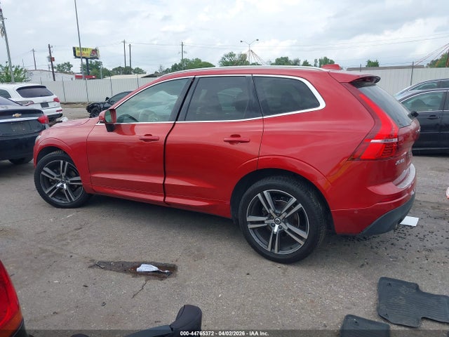 Volvo XC60 T5 Momentum