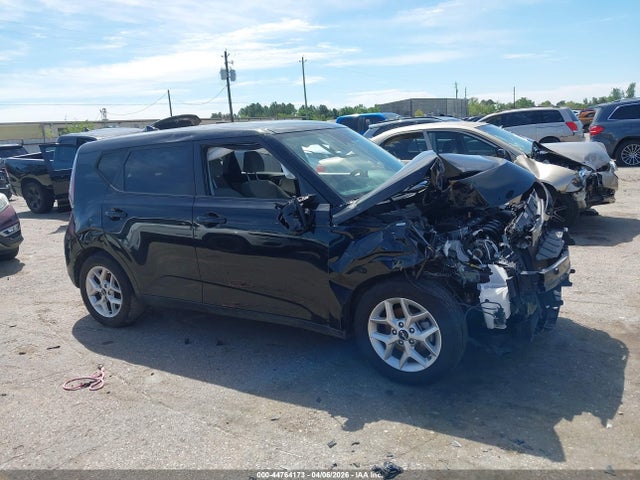 Kia Soul Lx