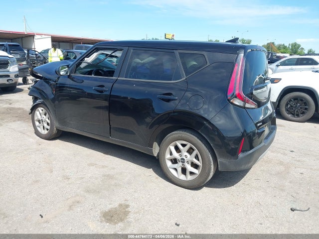 Kia Soul Lx