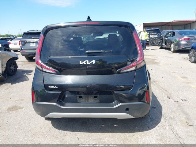 Kia Soul Lx