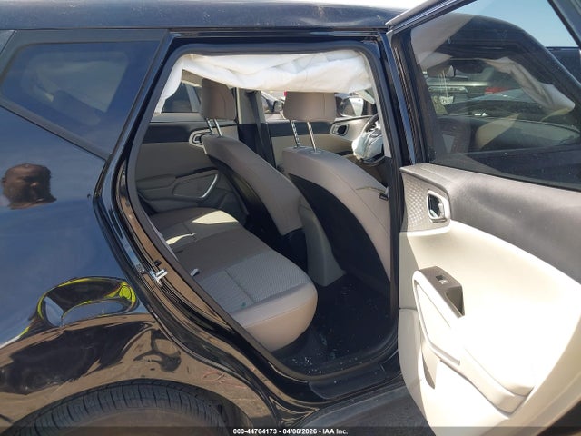 Kia Soul Lx