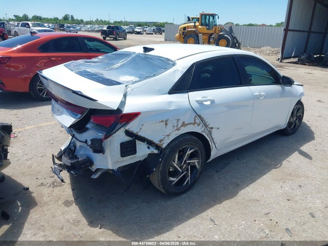 Hyundai ELANTRA Sel Sport