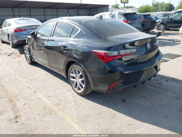 Acura ILX Standard