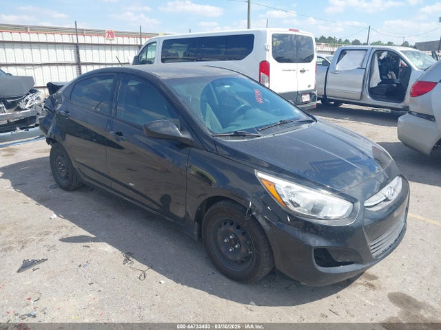 Salvage Hyundai ACCENT Image