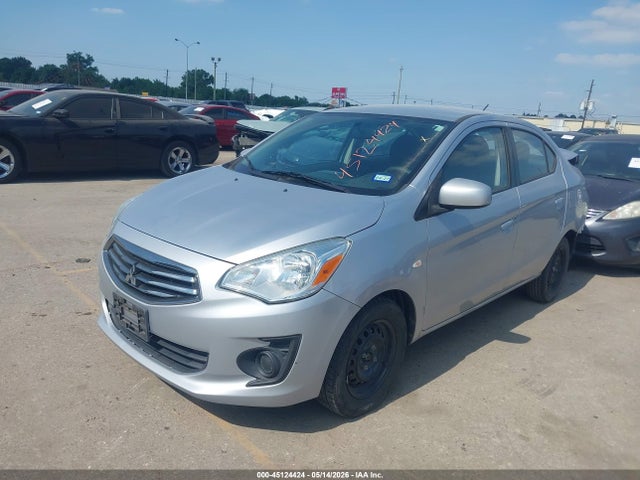 Mitsubishi Mirage Es