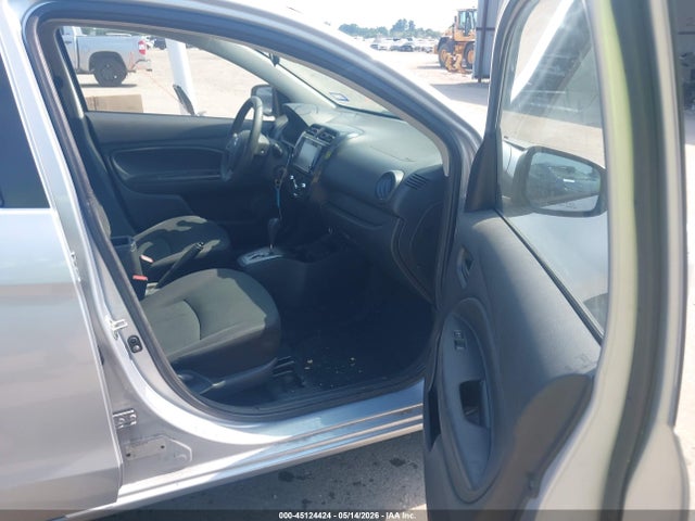 Mitsubishi Mirage Es