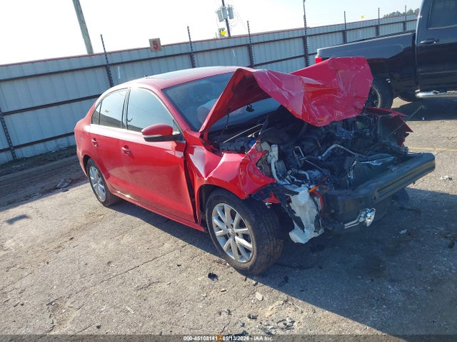 Salvage Volkswagen Jetta Image