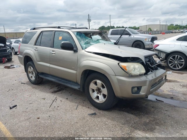 Salvage Toyota 4Runner Image