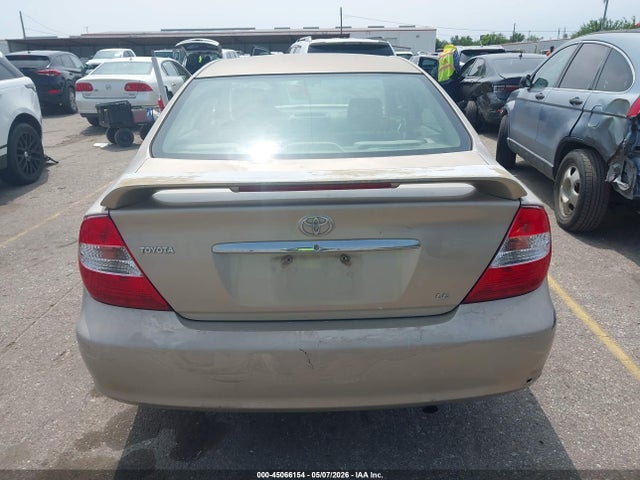 Toyota Camry Le