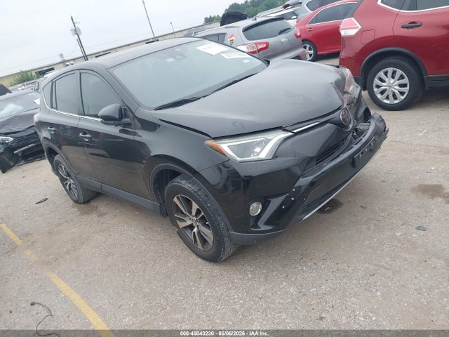 Salvage Toyota RAV4 Image