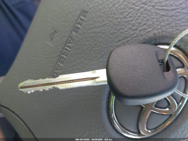 Toyota Sienna Le