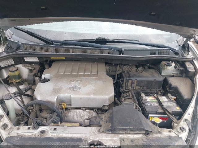Toyota Sienna Le