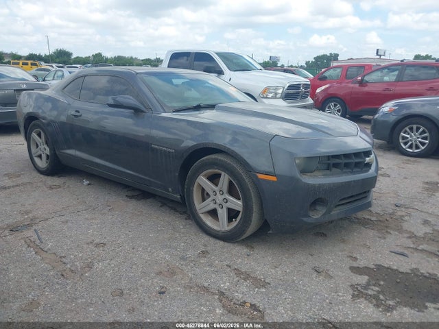 Salvage Chevrolet Camaro Image