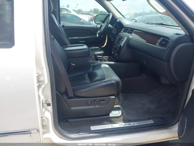 GMC Yukon Denali
