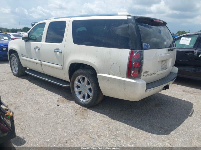 GMC Yukon Denali