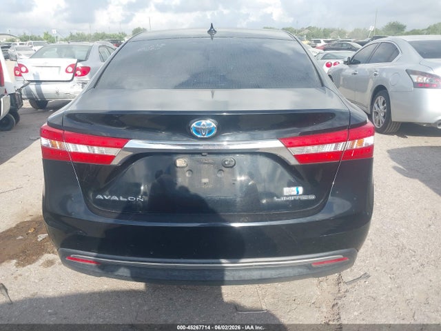 Toyota Avalon Hybrid Limited