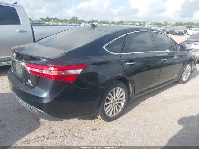 Toyota Avalon Hybrid Limited