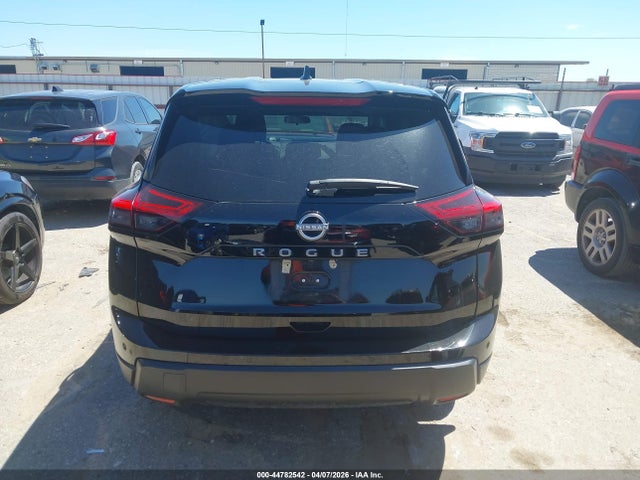 Nissan Rogue S Fwd