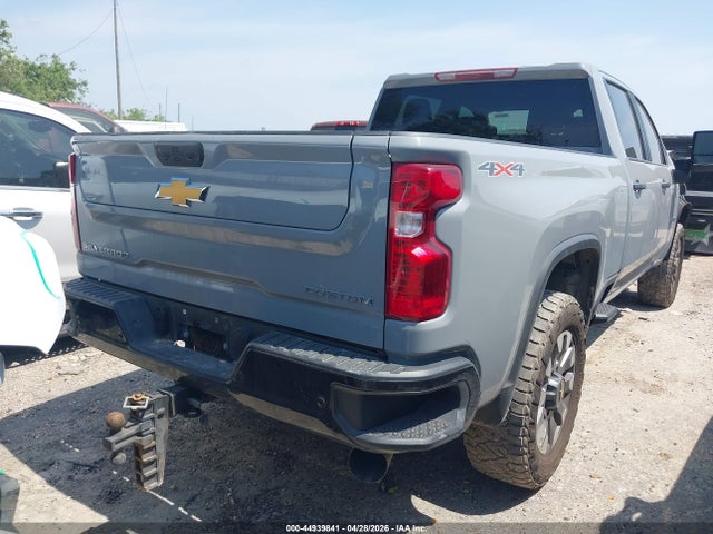 Chevrolet Silverado 2500 4wd  Standard Bed Custom