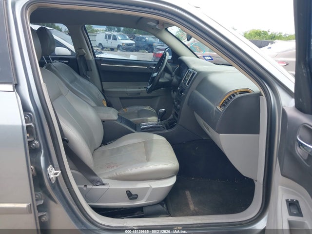 Chrysler 300 Touring