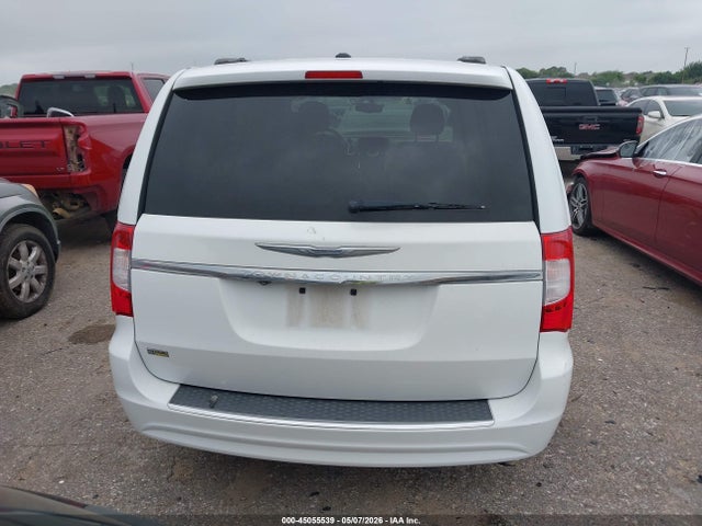 Chrysler Town & Country Touring